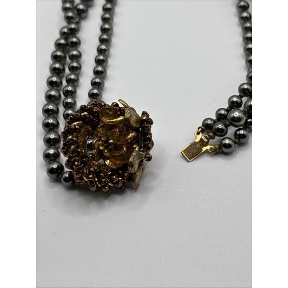 Vintage Eugene Triple Strand Faux Bk Pearl Necklace w/ Rhinestone Flower Pendant - Picture 8 of 10